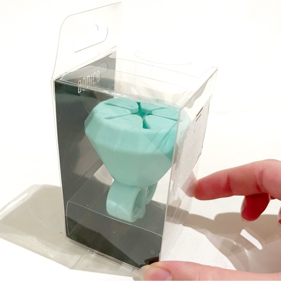 Bodico Nail Polish Holder Ring Teal Rubber Easy Nail Painting Unique Gift Beauty - Picture 1 of 6
